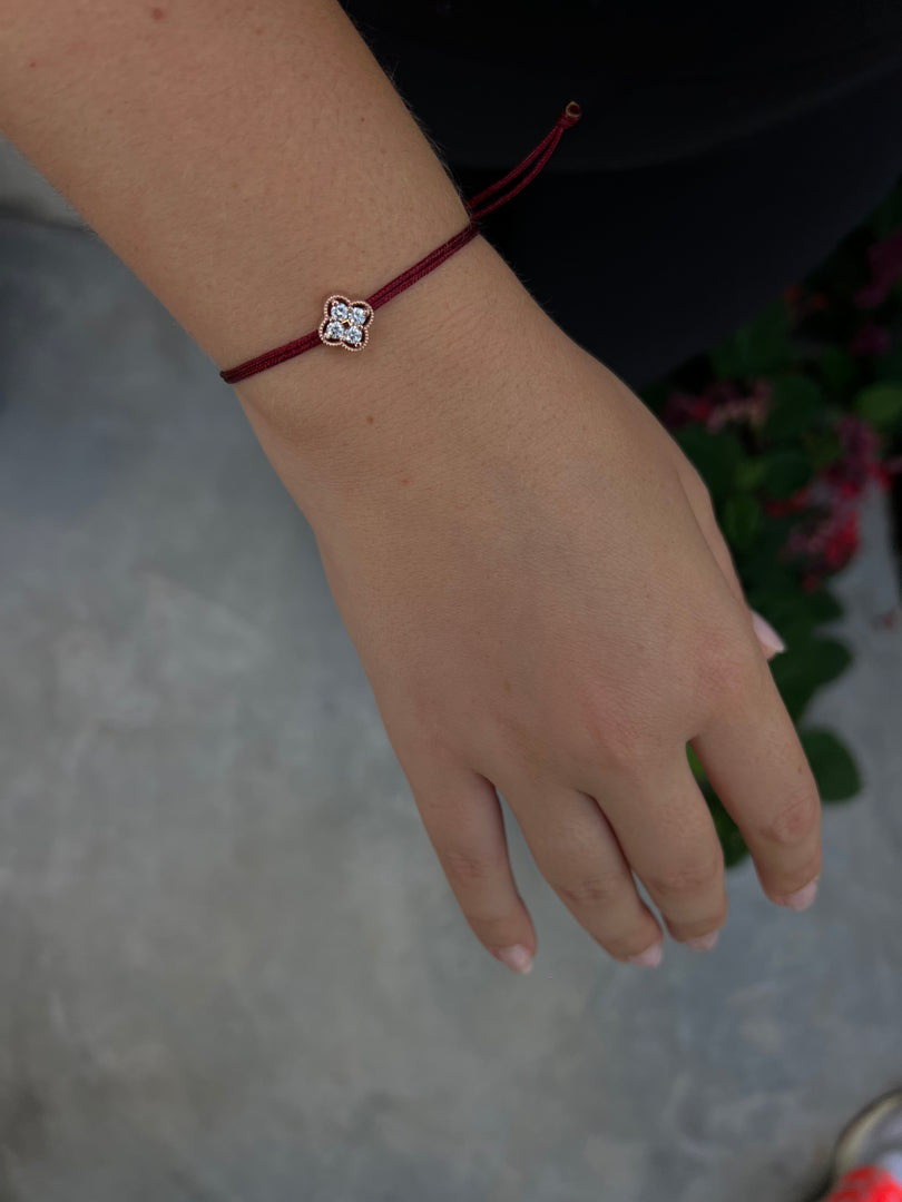 Flower String And Diamond Bracelet (Natural)