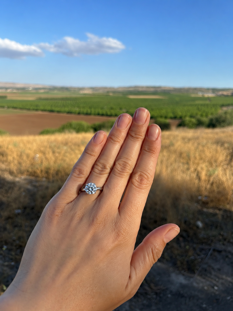 Round solo lab-grown diamond engagement ring in gold