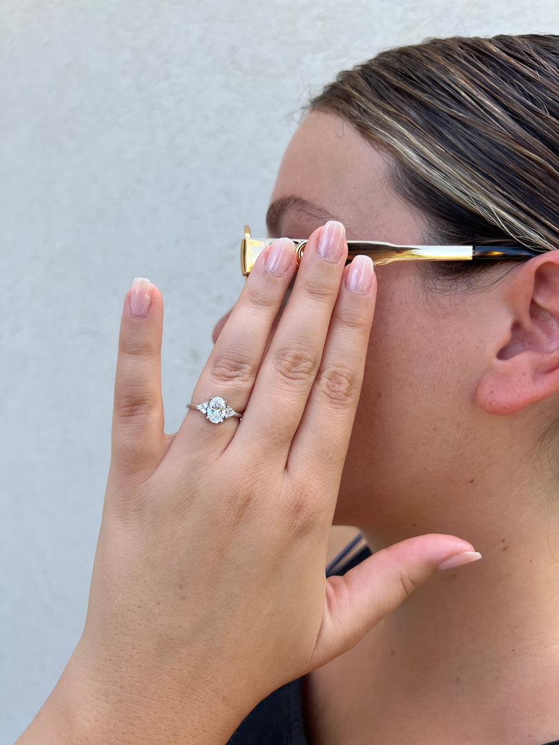 Three Stone Round Tapers