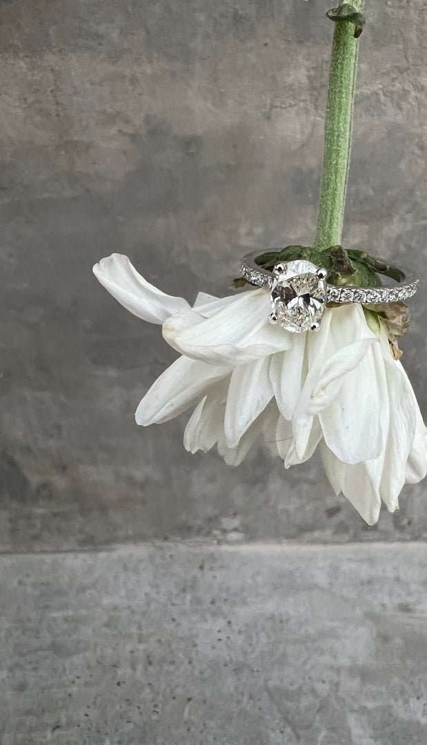 Three Stone Round Tapers