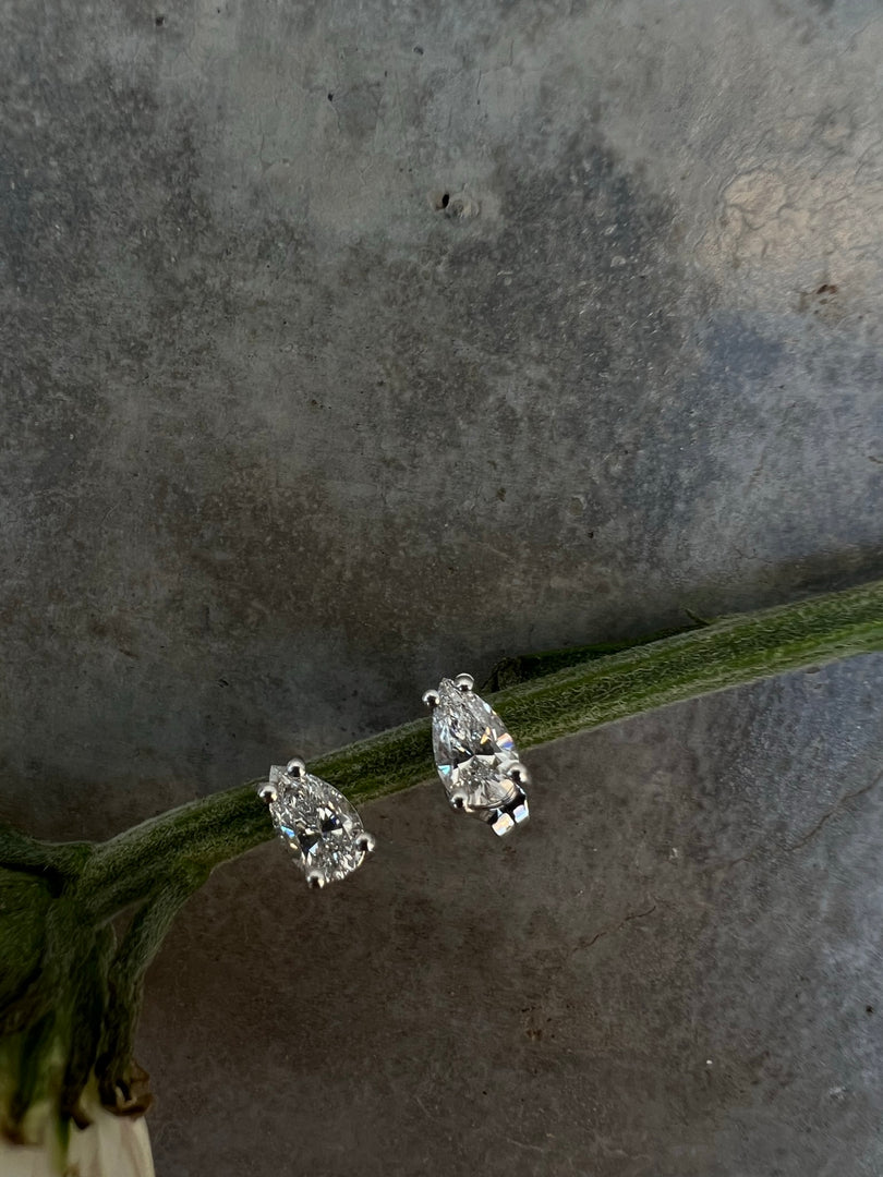 Stud ovals